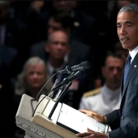 西方葬礼文化：奥巴马及乔丹追悼会致词
