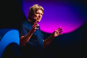 辞章的构筑:语法如何塑造雄辩者的思维框架